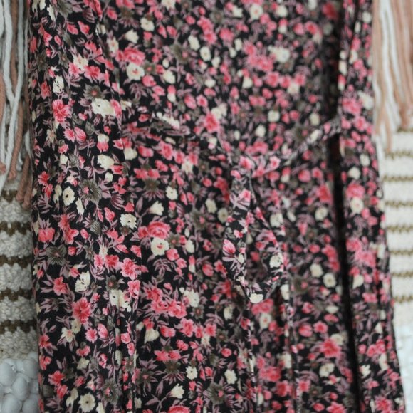 90's Vintage Floral Button Dress - Picture 6 of 7